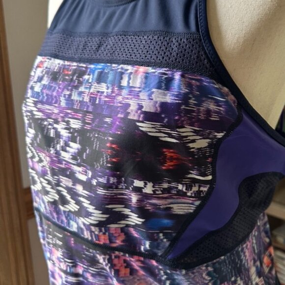 Athleta Sport Tank, Blue and Multi, Built in Support, XL, Excellent Condition - Picture 2 of 11